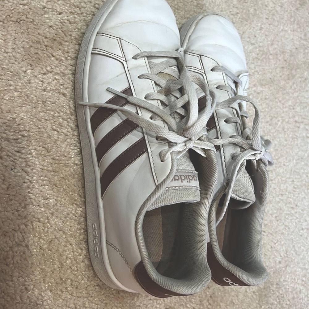Adidas Grand Court Rose Gold Size 8